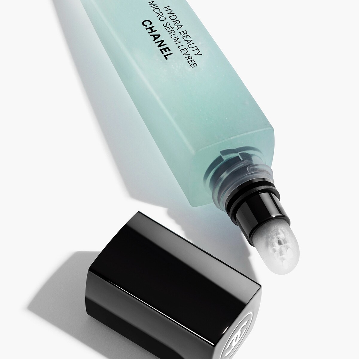 CHANEL香奈兒山茶花潤澤護唇精華11ml，NT1,800