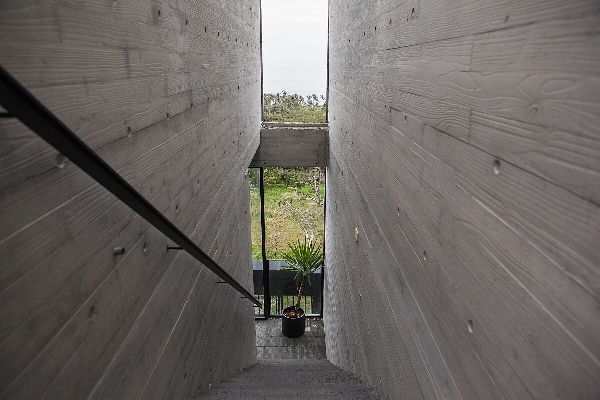 試圖打破界限，讓庭園成為建築的一部分。