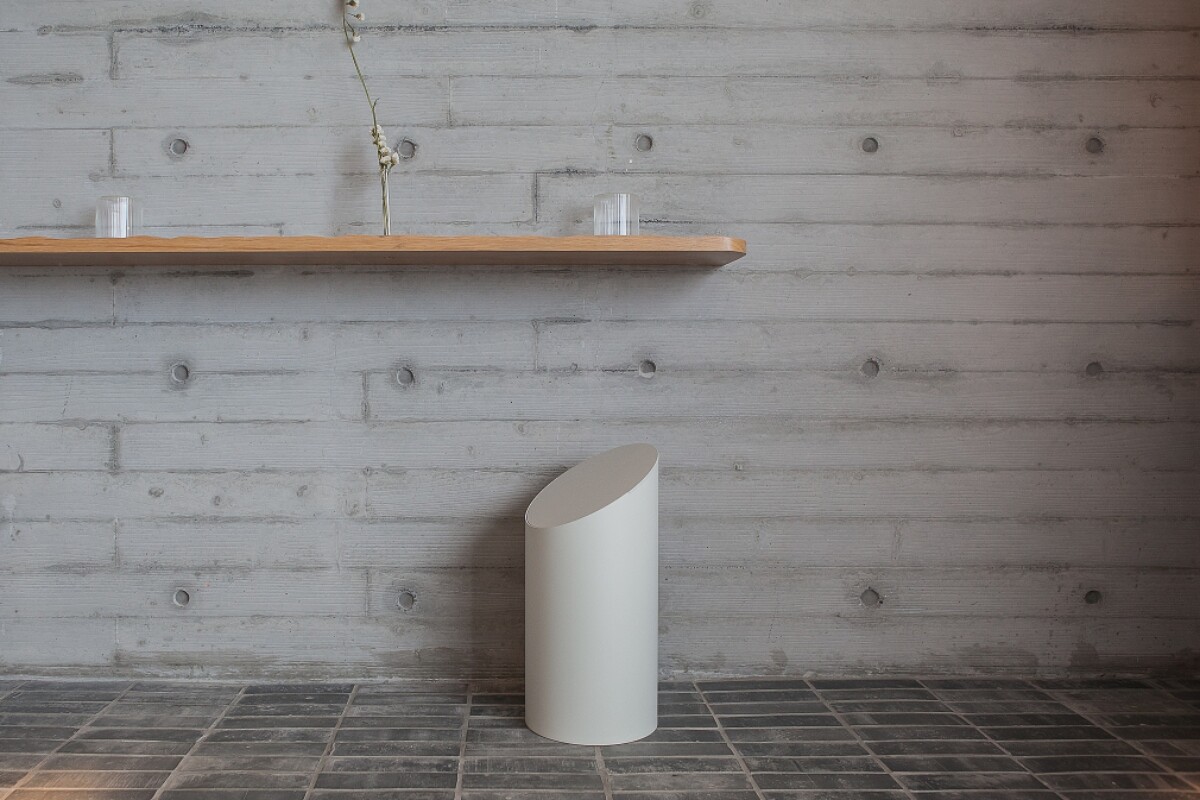 世界最美垃圾桶之稱的 THEM「MOHEIM」。