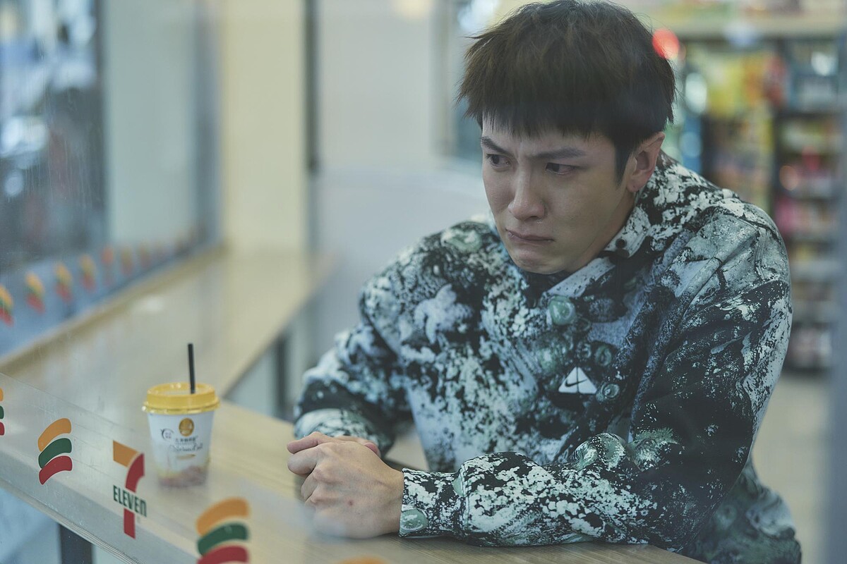 不甘心的于向立。