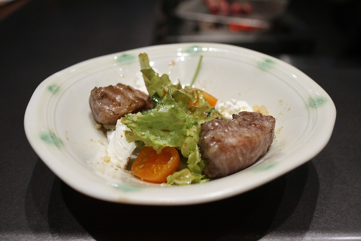 「特製沙拉」。