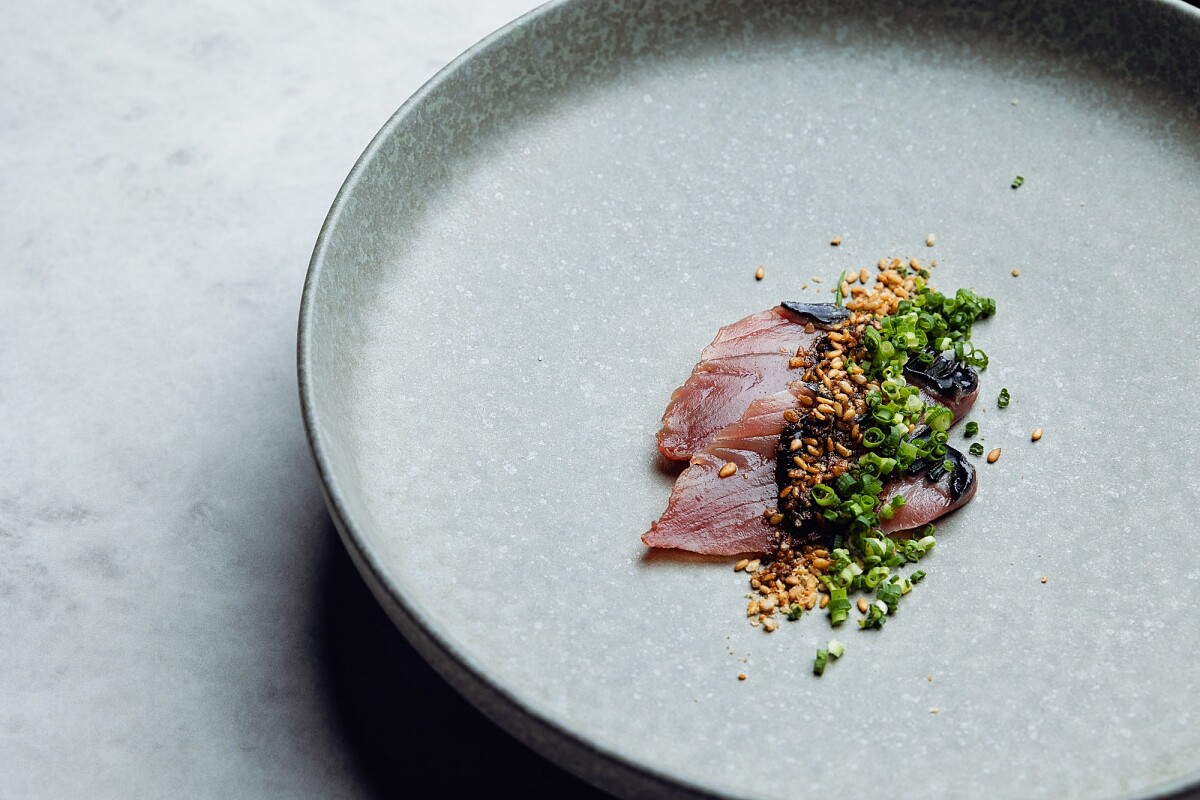 每季以「山」「川」的味覺組曲為概念創作菜色。