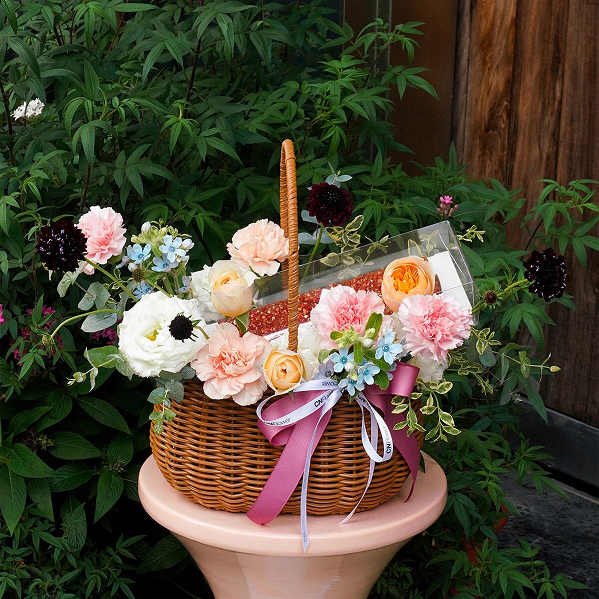 CNFlower西恩ｘ法朋烘焙甜點坊│聯名草莓煉乳旅人蛋糕花禮