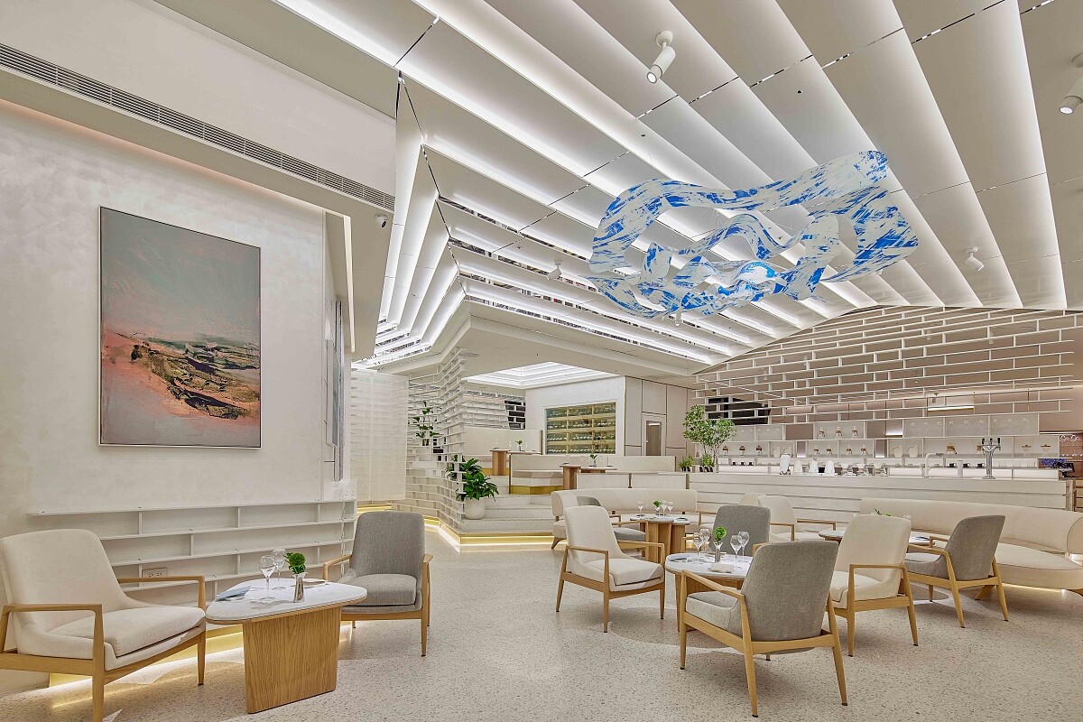 「Restaurant A」位於台北新光三越 Diamond Towers 二館。