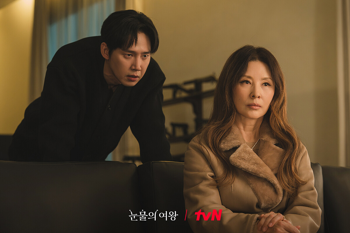 尹殷盛正式和牟女士決裂