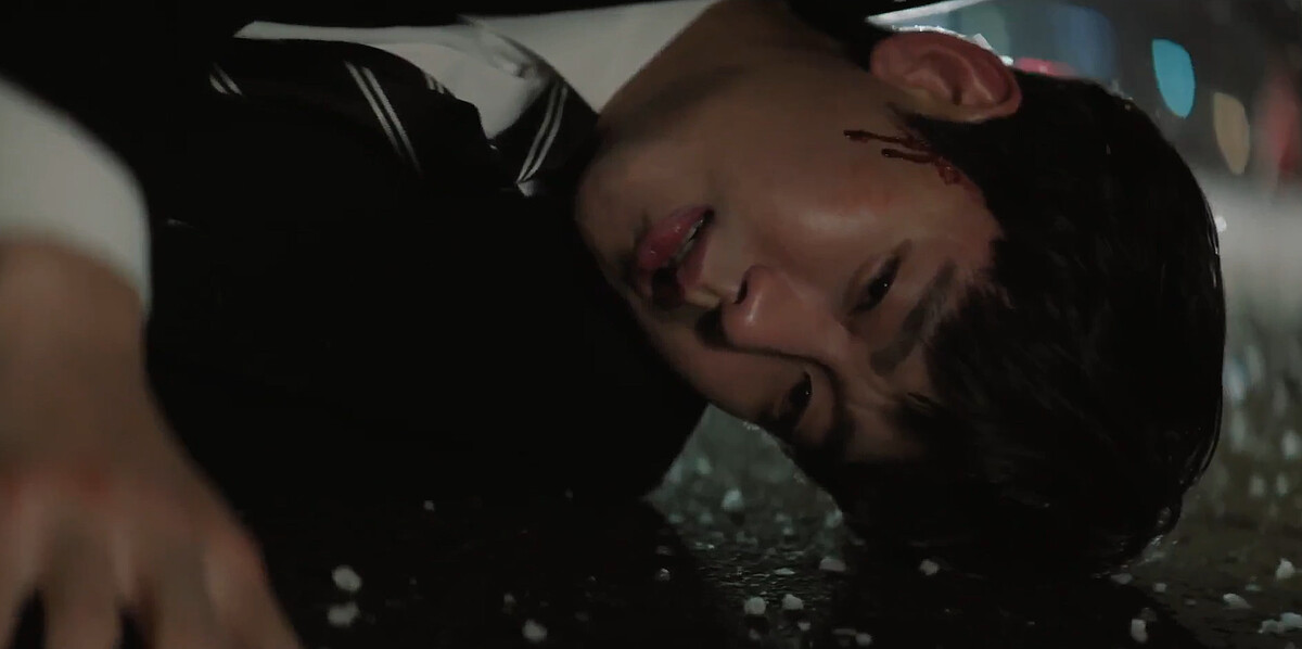 這次白賢佑&rdquo;終於&rdquo;被撞到了