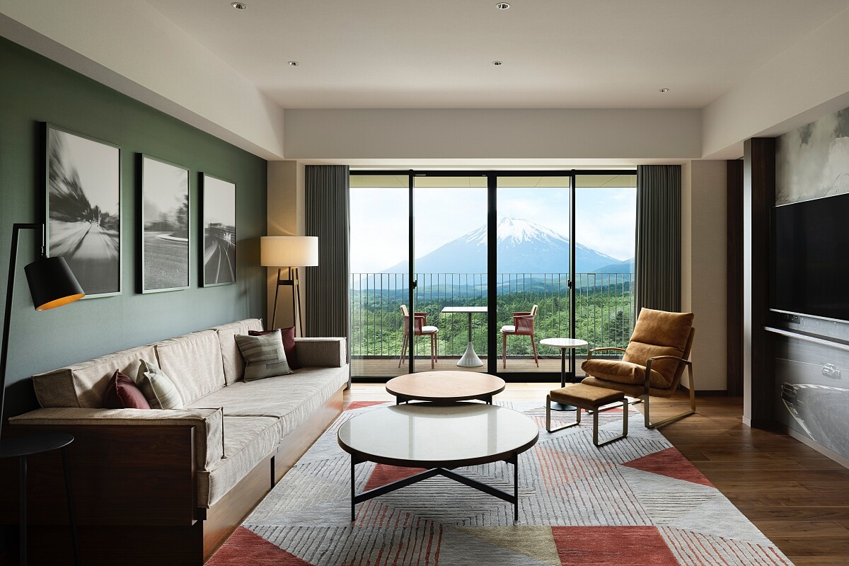 「富士山景房」窗外就是舉世聞名的富士山美景。