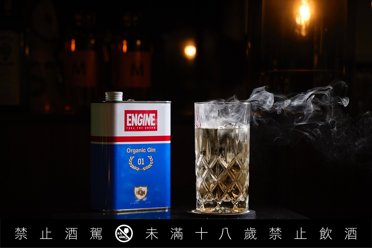 「BAR 4563」除了提供 Signatures 調酒與經典調酒，也有葡萄酒、Mocktail 可供應，選擇相當多元。