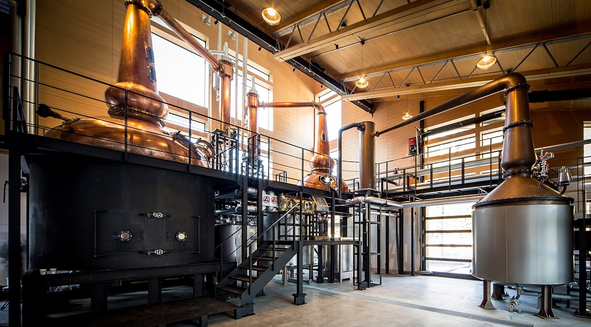 參觀酒廠需要事先預訂。