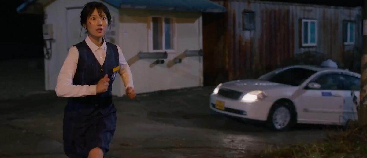 小時候任率被計程車司機擄走，企圖逃跑才被司機撞飛落河