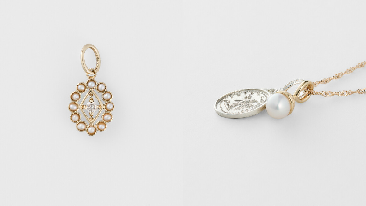 agete 10K淡水珍珠及鑽石墜飾,NT11,300、agete 10K SV淡水珍珠項鍊,NT12,300。