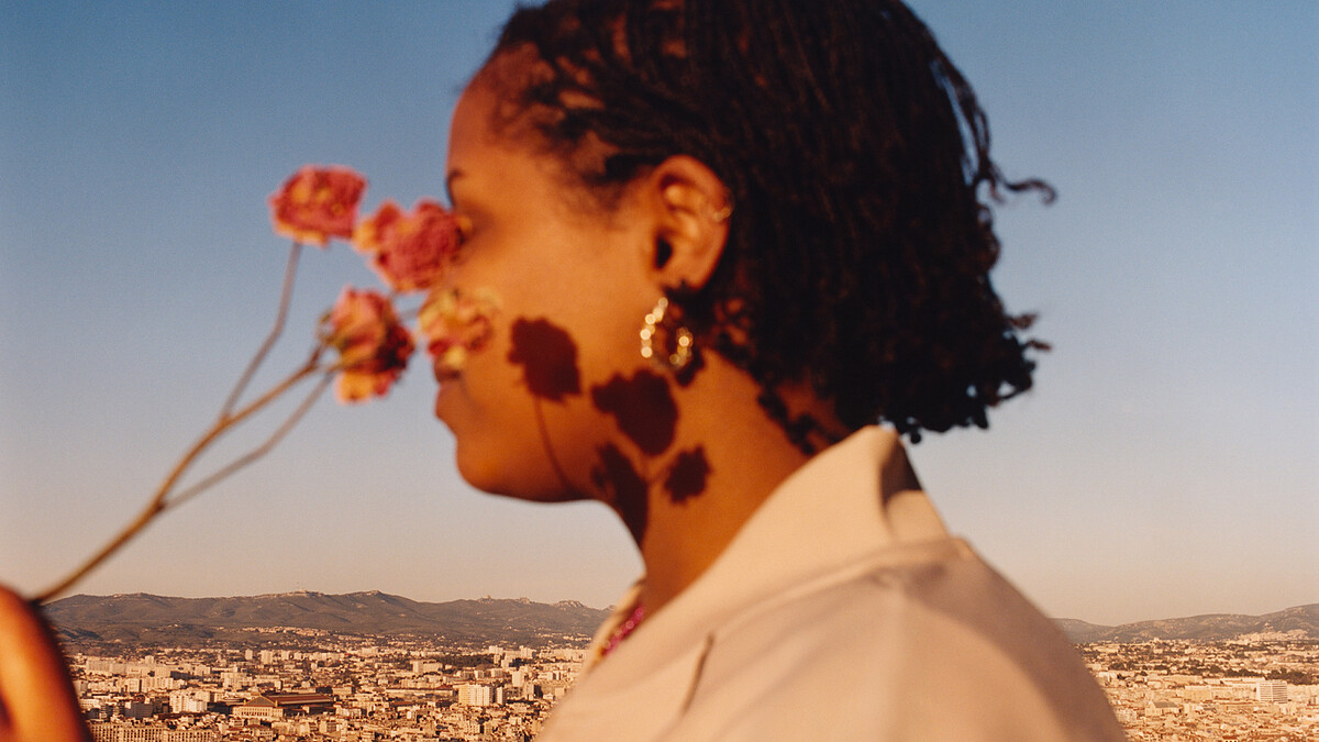 馬賽的美好風光，Photograph by Jamie Hawkesworth. Le Corbusier, Unit&eacute; d&rsquo;habitation, Marseille&copy; F.L.C. / ADAGP, Paris, 2024。