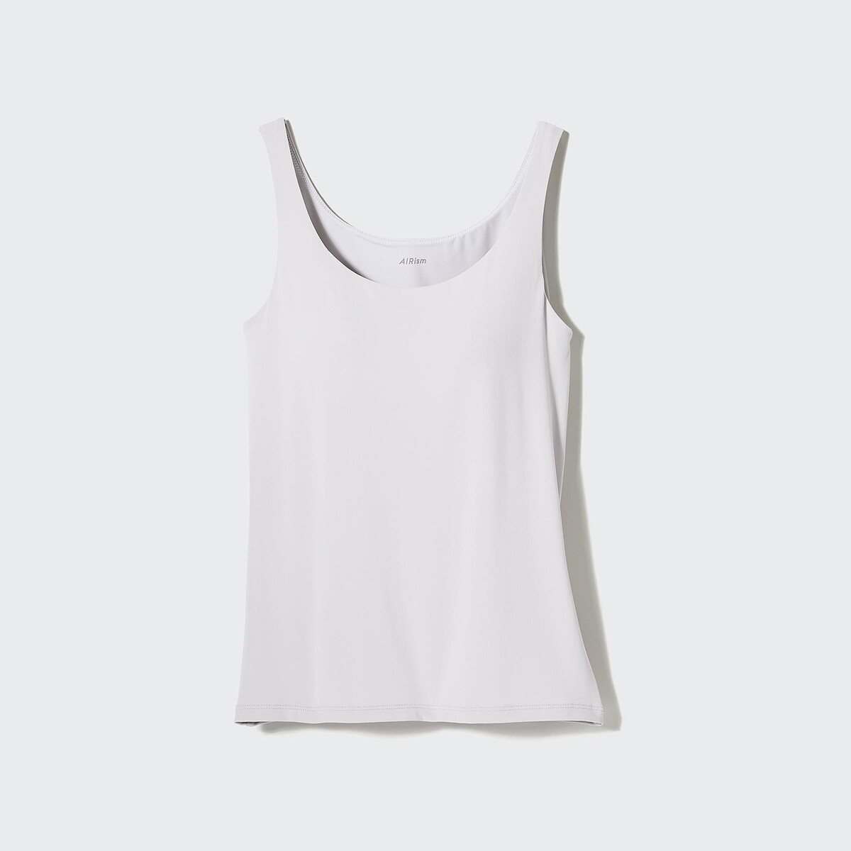 AIRism BRATOP坦克背心罩杯式上衣，原價NT$790，首次優惠價NT$590。