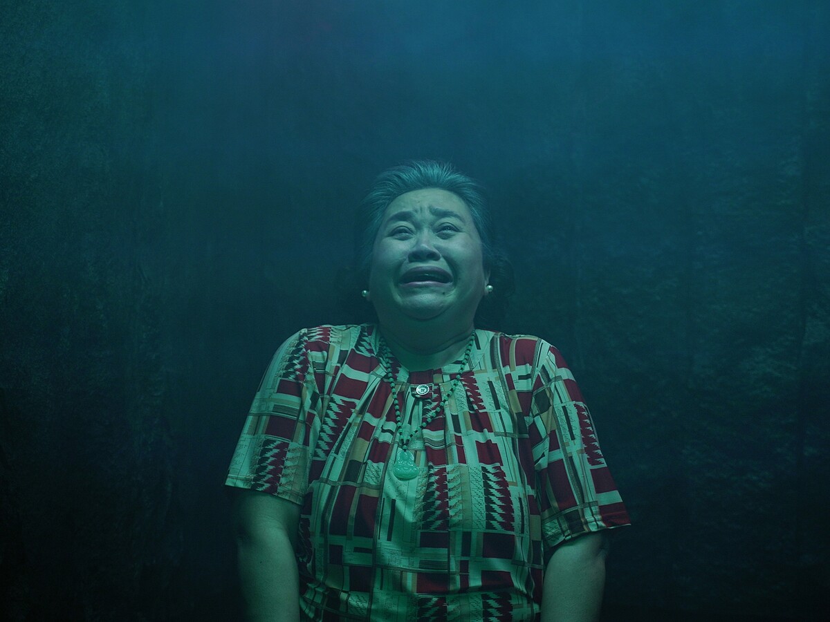 彩香看到蘇家生死簿大驚失色，卻被大師評斷「別人的命運可能好改變，但你們家那幾個比較難」