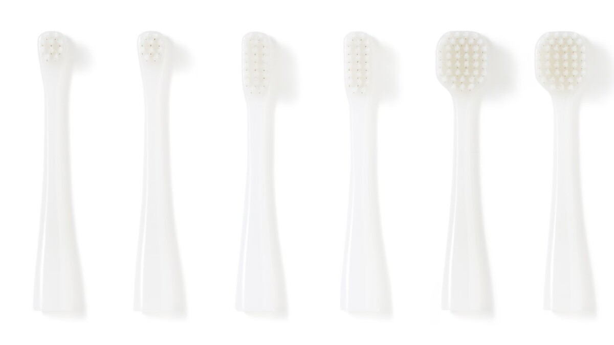 MUJI無印良品可替換刷頭的牙刷系列，(左起為)局部清潔、一般刷頭和寬刷頭，預計7月上市。