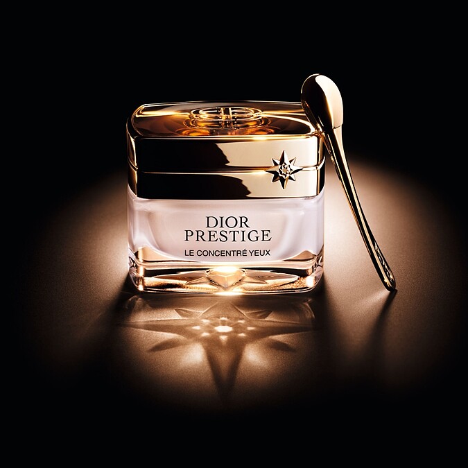 Dior迪奧2024全新精萃再生玫瑰賦活眼霜，NT7,300