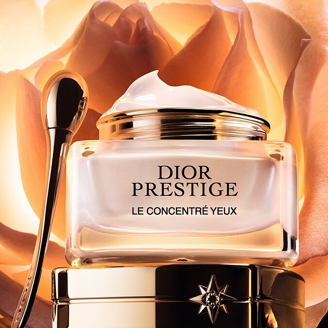 Dior迪奧2024全新精萃再生玫瑰賦活眼霜，NT7,300