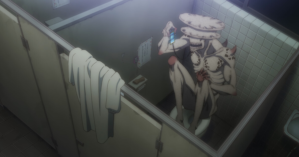 突襲考場的人型怪獸偽裝成人類。