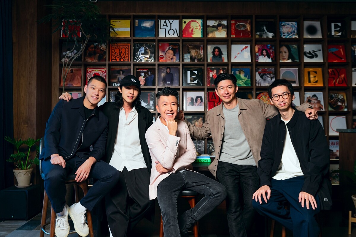 左一至右LayLow 執行總監凱傑、LayLow 設計總監 Jack、子樂酒店總裁詹偉立 Aaron、十聿照明設計創辦人賴雨農 Uno Lai、REACH Studio 創辦人 Reach。