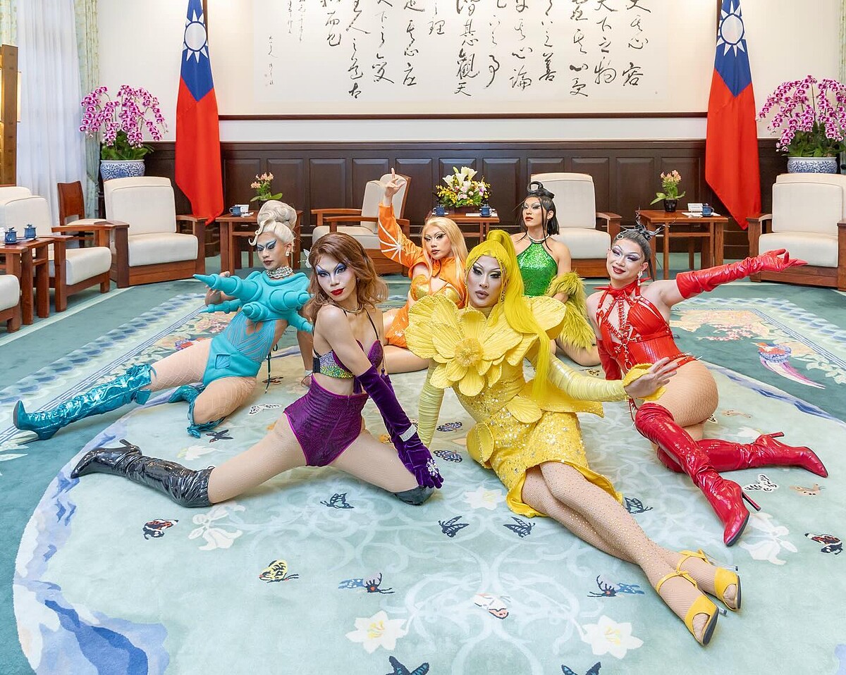 妮妃雅與她的瘋家女兒