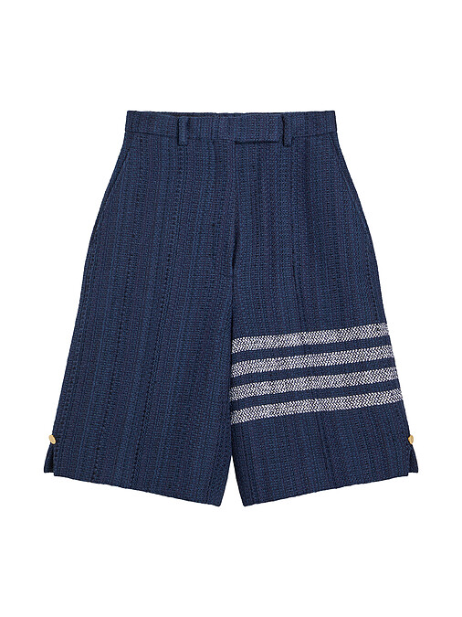 THOM BROWNE SS24 Women 深深藍色百慕達短褲，NT69,200。