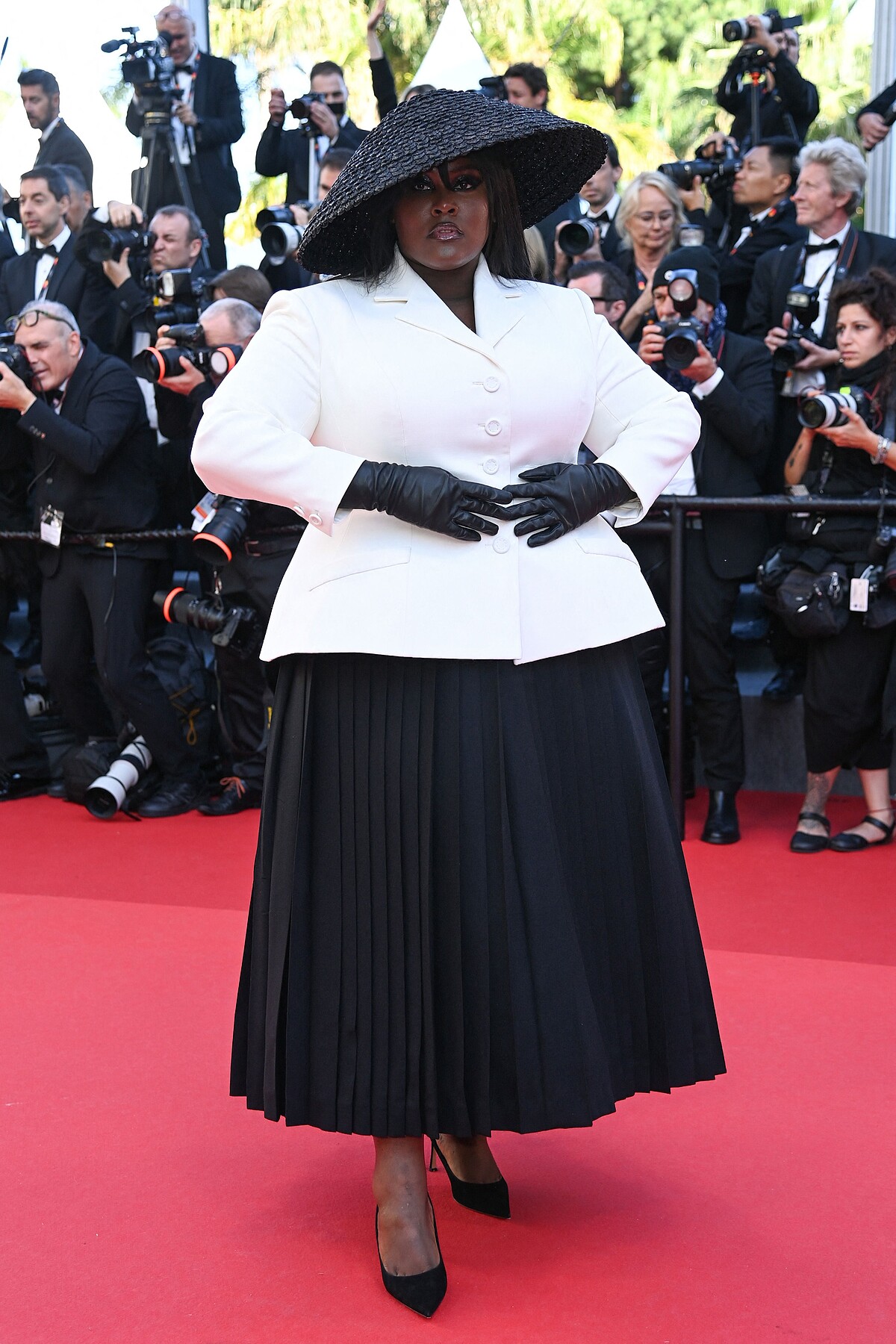 Yseult穿的是Dior為她特別訂製的禮服亮相，留下今年讓人印象深刻的造型。