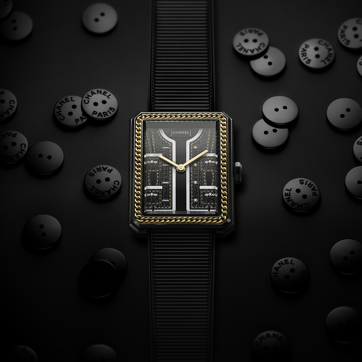 Boy&middot;Friend Couture腕錶，黑色塗層精鋼錶殼，搭載高精度石英機芯。