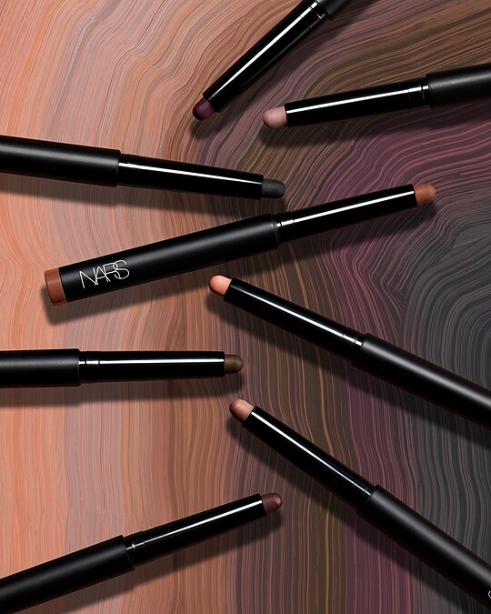 NARS 超持色奶霧眼彩筆， NT1,150