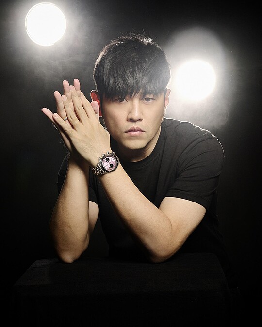 帝舵表攜手周杰倫爲碧灣計時型腕錶共同創作