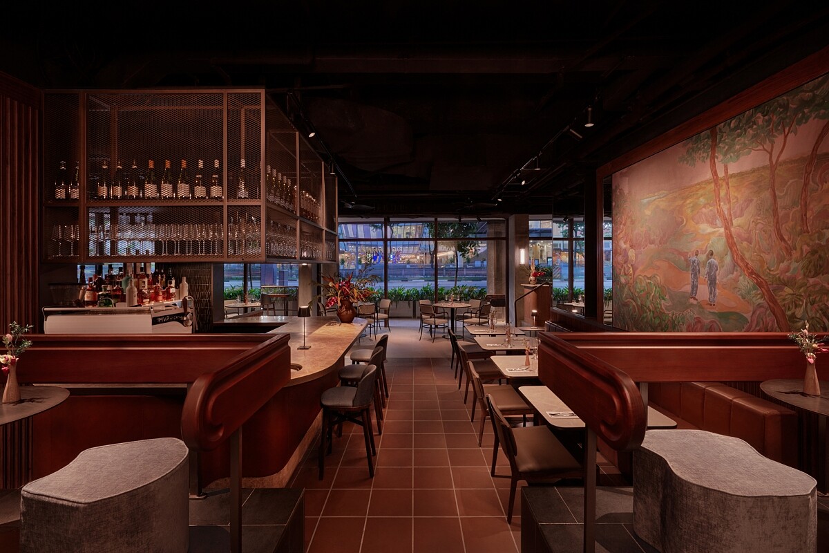 酒店附設有「Kee's」餐酒館。