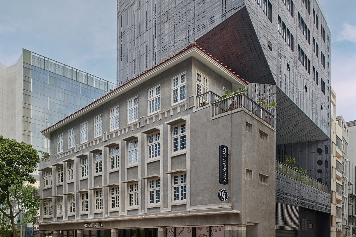 新加坡「21 Carpenter」酒店位於市中心，坐落於克拉克碼頭（Clarke Quay）和唐人街匯集之處。