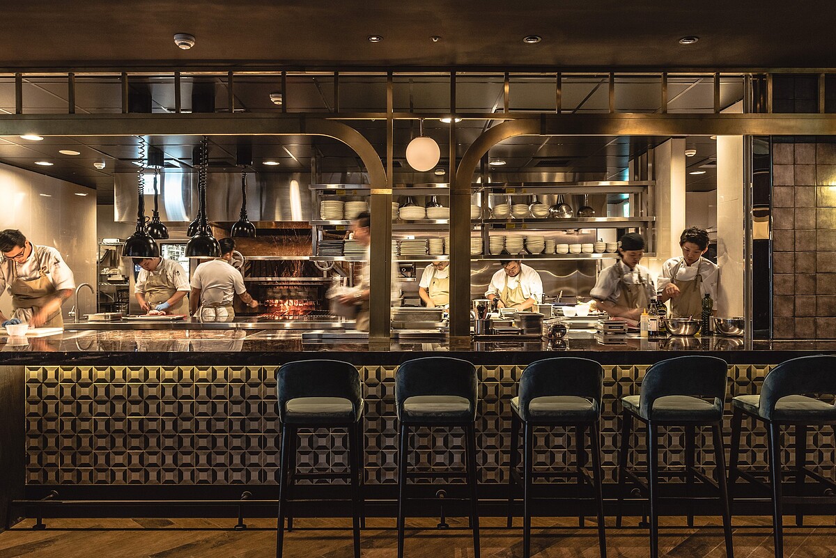 位於信義商圈以直火燒烤料理聞名的「WILDWOOD 原木燒烤牛排海鮮餐廳」。