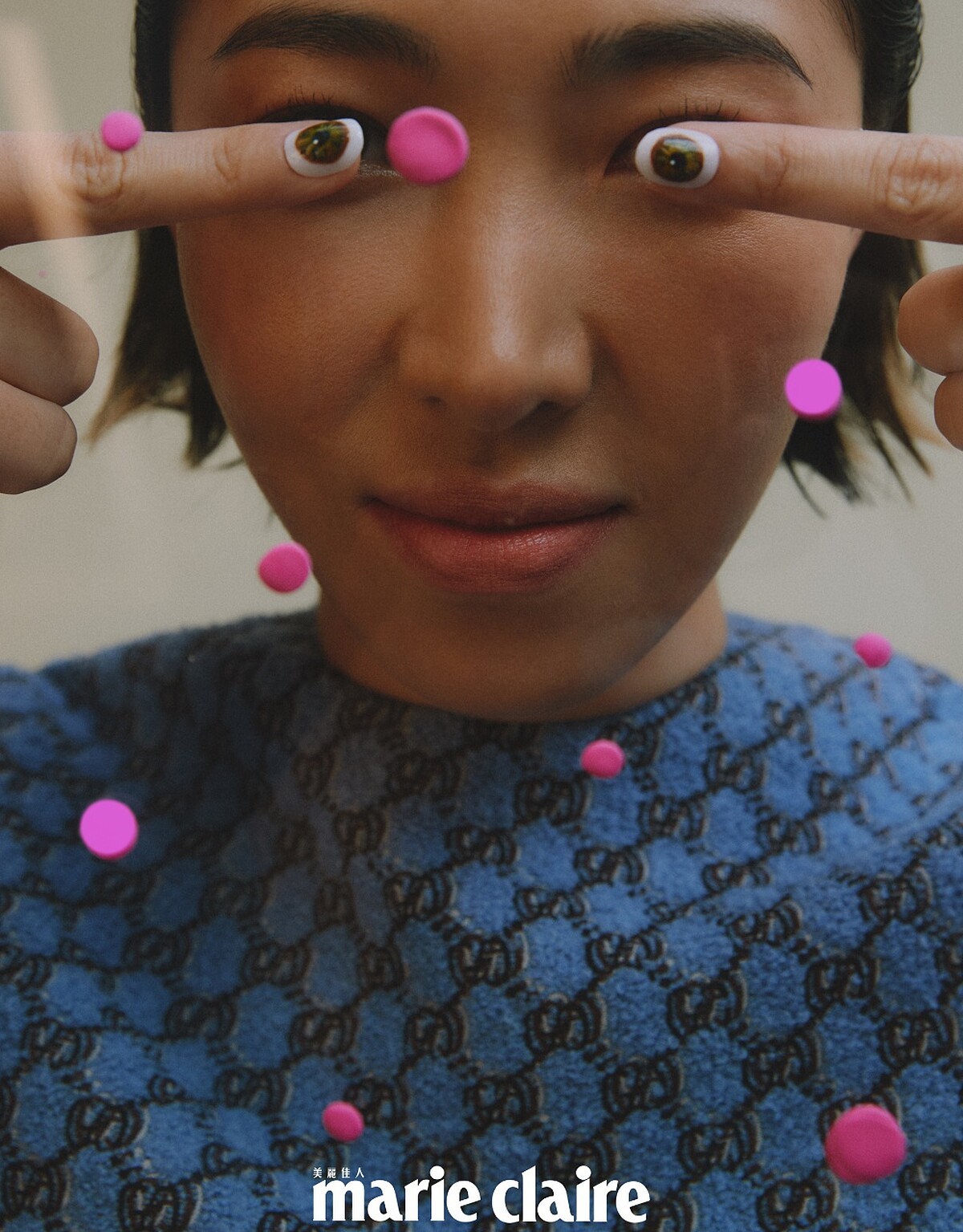 藍色印花洋裝，Gucci。