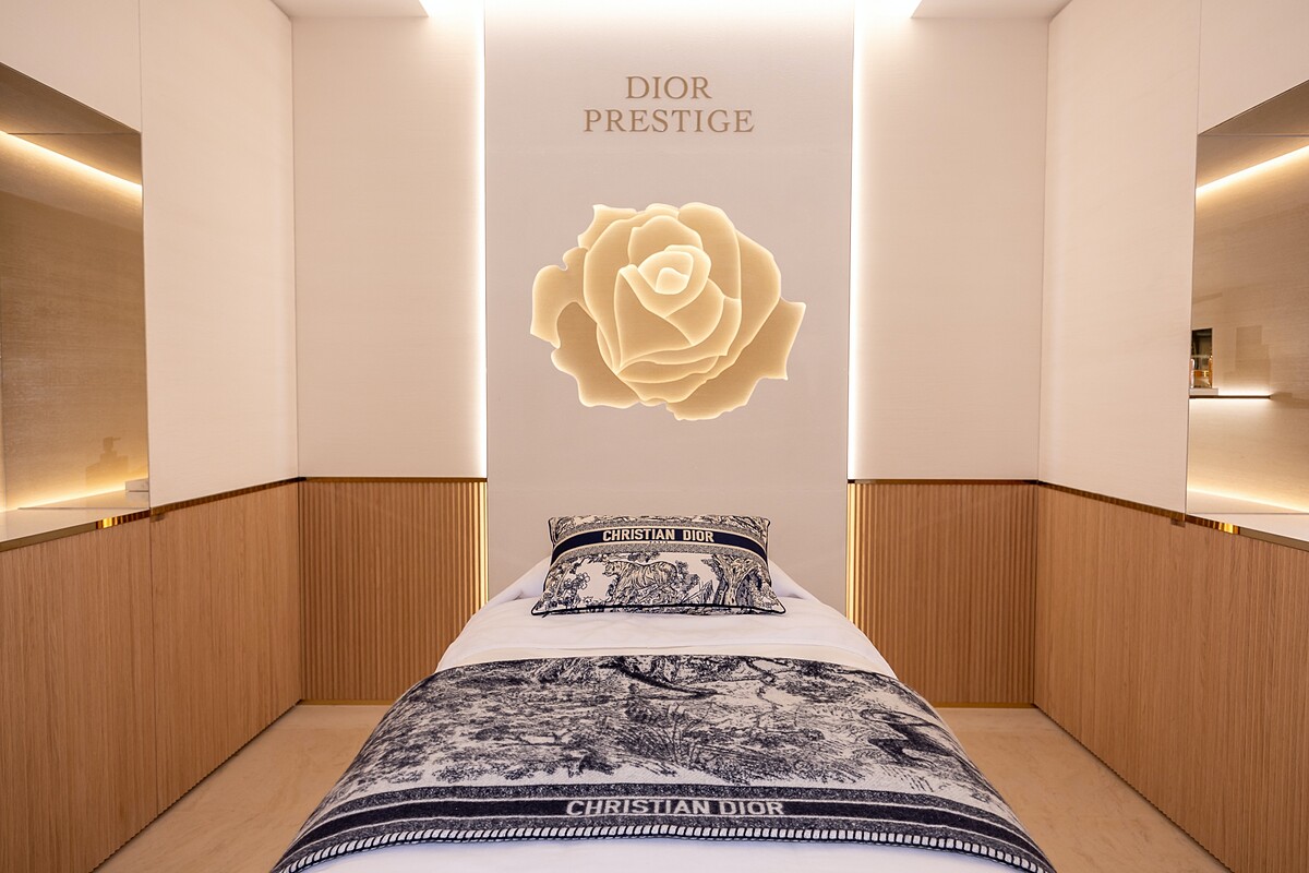 迪奧美妍護膚沙龍情境圖。