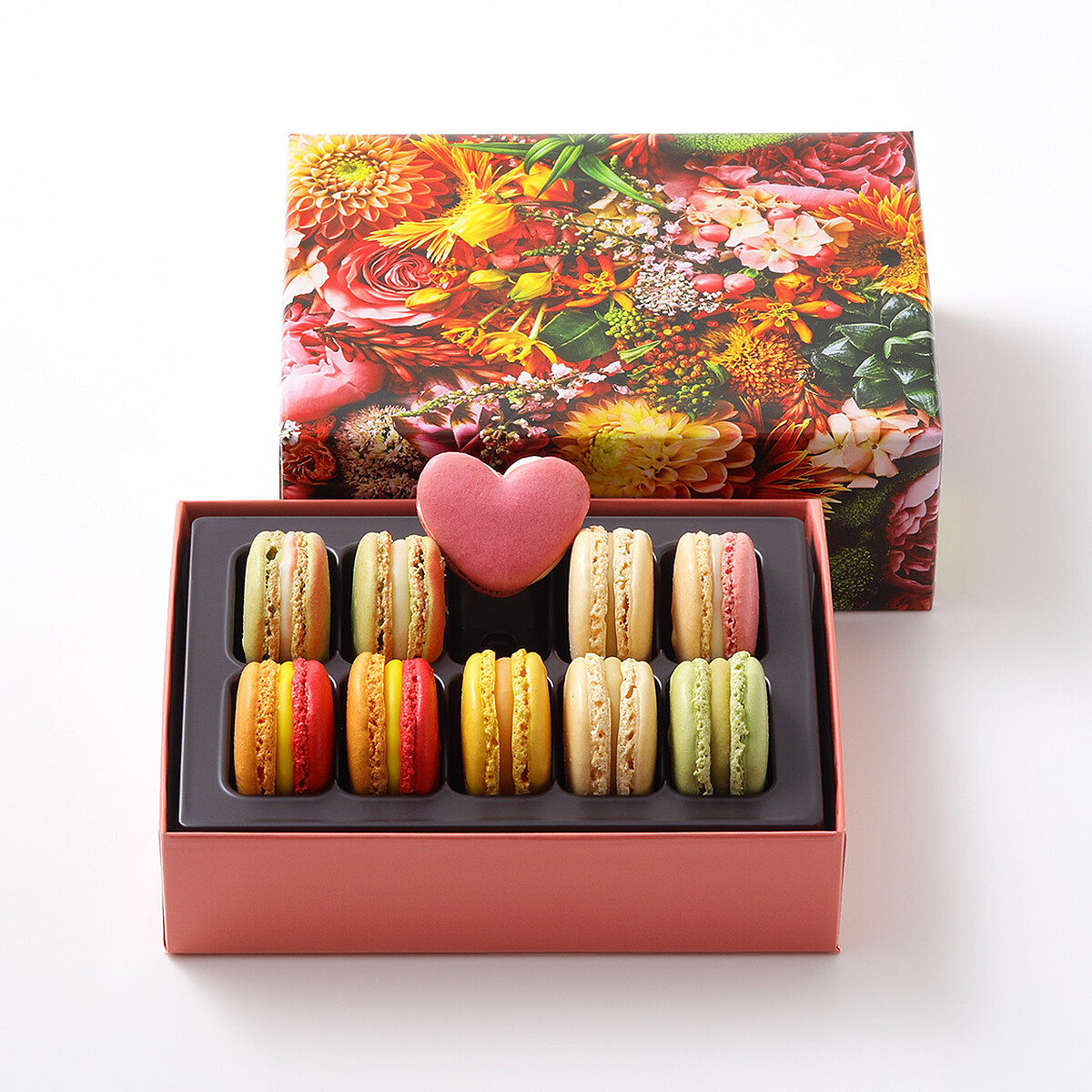 與花藝師東信合作的包裝設計。