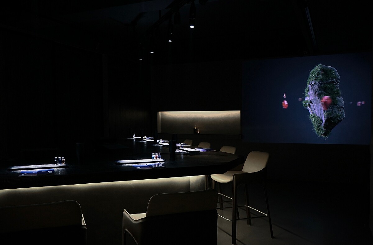 「LIT TAIPEI」就以其獨特的「沈浸式六感探索」體驗在揮別疫情後誕生。