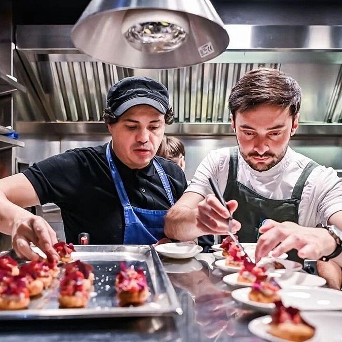 今年初,他在個人生涯規劃下,宣布成為自由廚師,除了將第一站快閃餐會獻給台灣,未來也將前往倫敦與曼谷舉辦快閃。