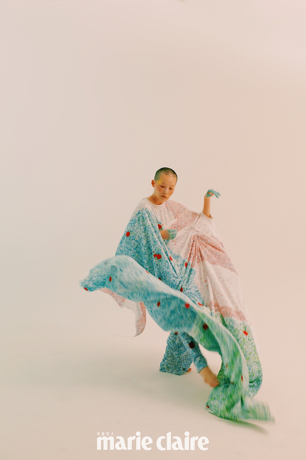 JUST IN XX周裕穎X Paul Chiang 江賢二《牧神的午後》系列洋裝