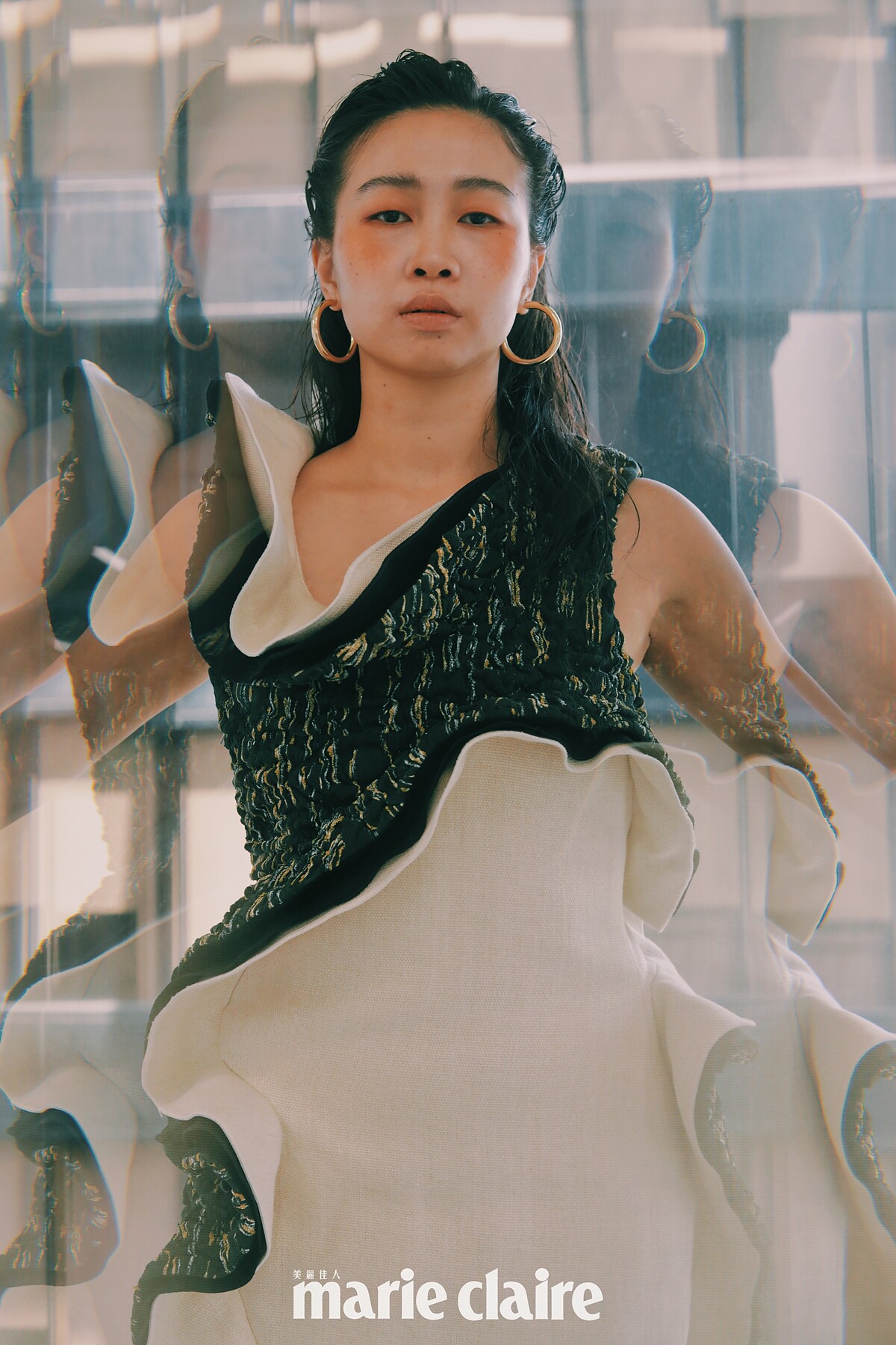 立體波浪拼接洋裝，Bottega Veneta