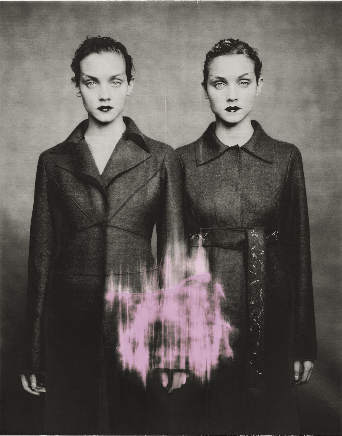  Lida et Alexandra Egorova，Alberta Ferretti A/H 1998-1999，巴黎，1998，拍立得原像。