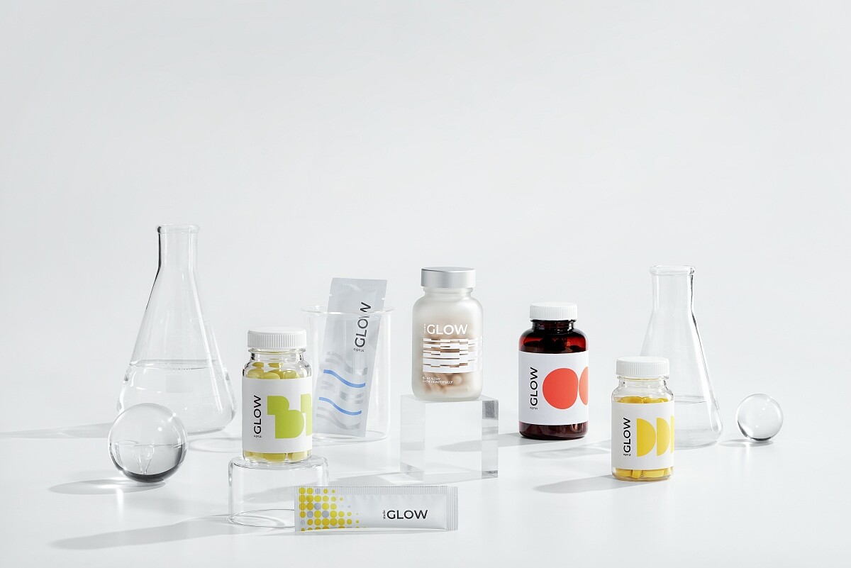 「studio GLOW」視覺包裝有別於一般。