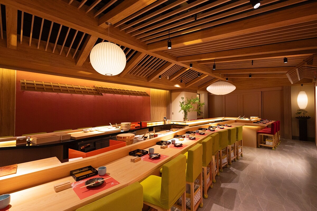 店內為板前用餐空間。