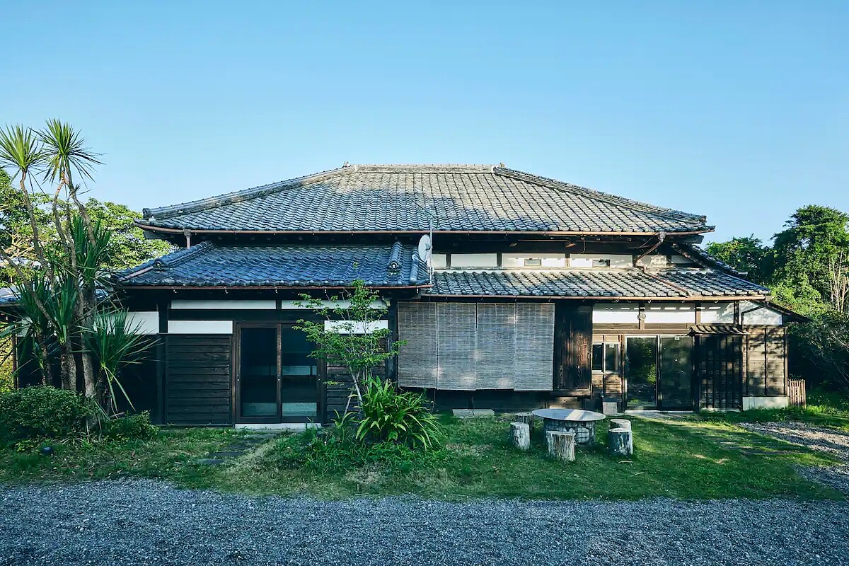 「MUJI BASE」除了在鴨川當地設置老宅民宿「MUJI BASE KAMOGAWA」。