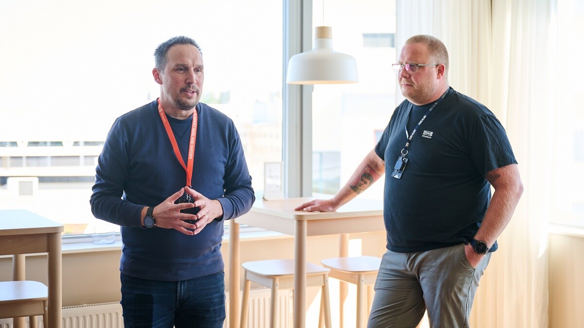 業務經理Pontus Johansson、餐廳經理Bj&ouml;rn Johansson介紹IKEA Hotel