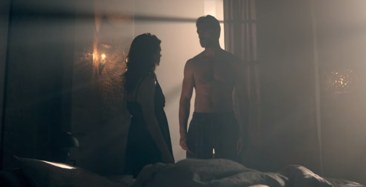 胸部爱抚是件迷人的事，如果能掌握诀窍更好──5个胸部爱抚阶段的相关诀窍