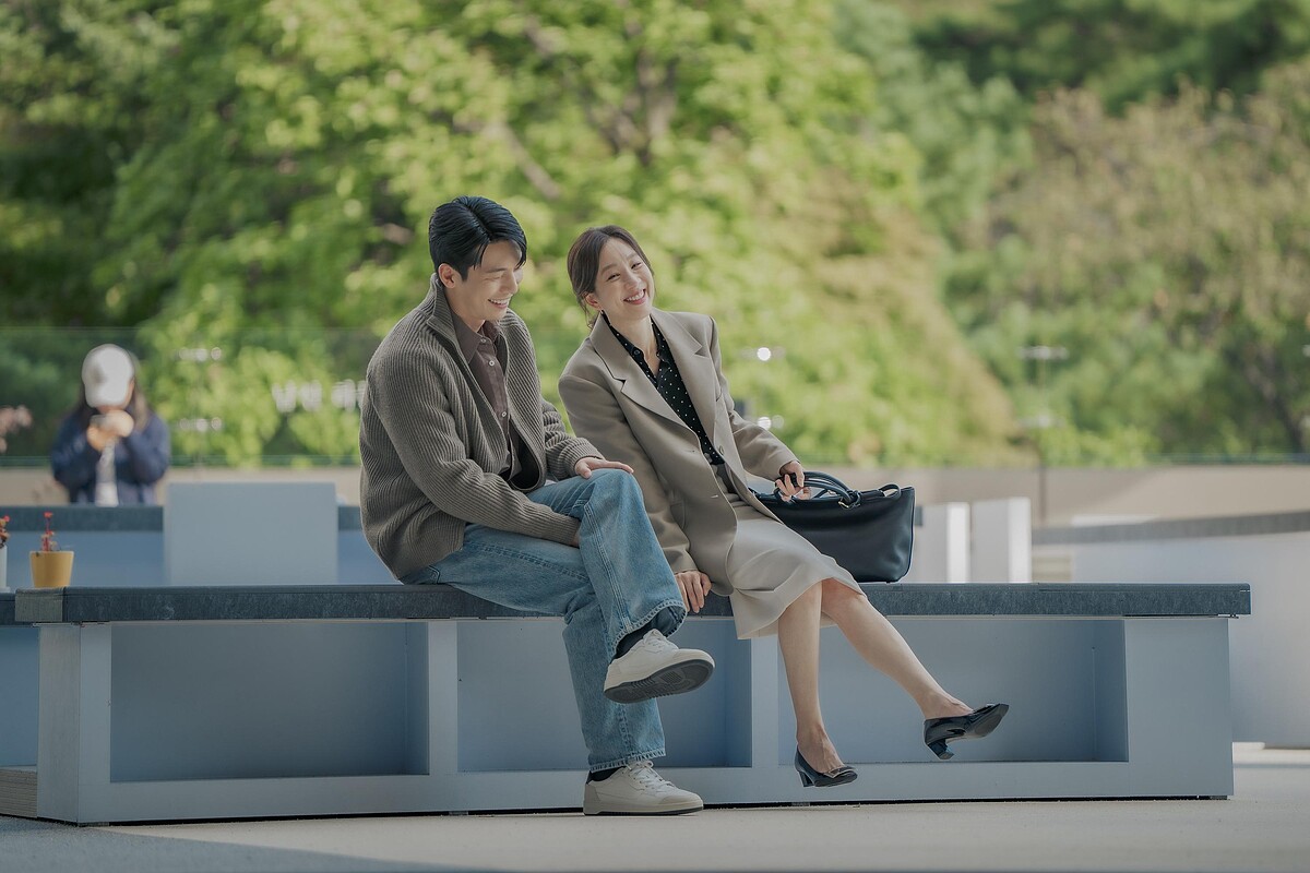 《畢業》男女主角「俊豪惠真」掀起初戀純愛回憶殺