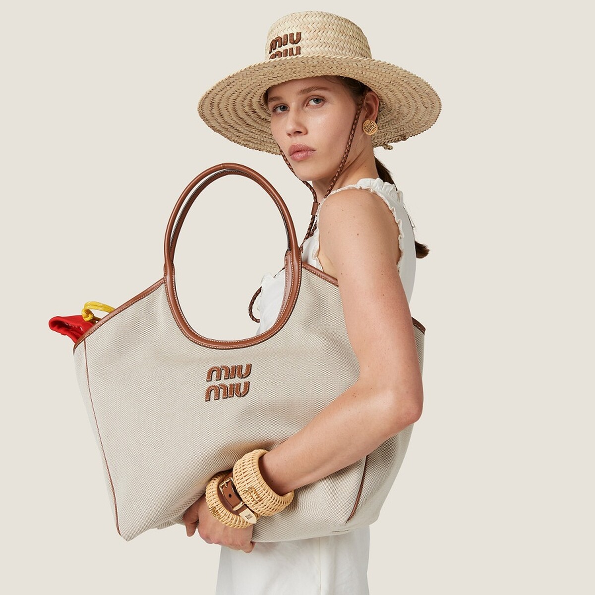 IVY 帆布手袋 NT.74,000