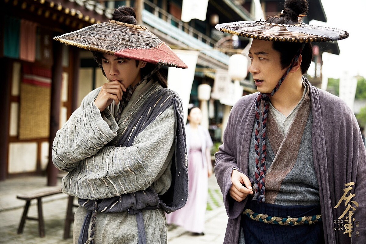 張若昀與田雨飾演的「王啟年」對戲依然趣味橫生。