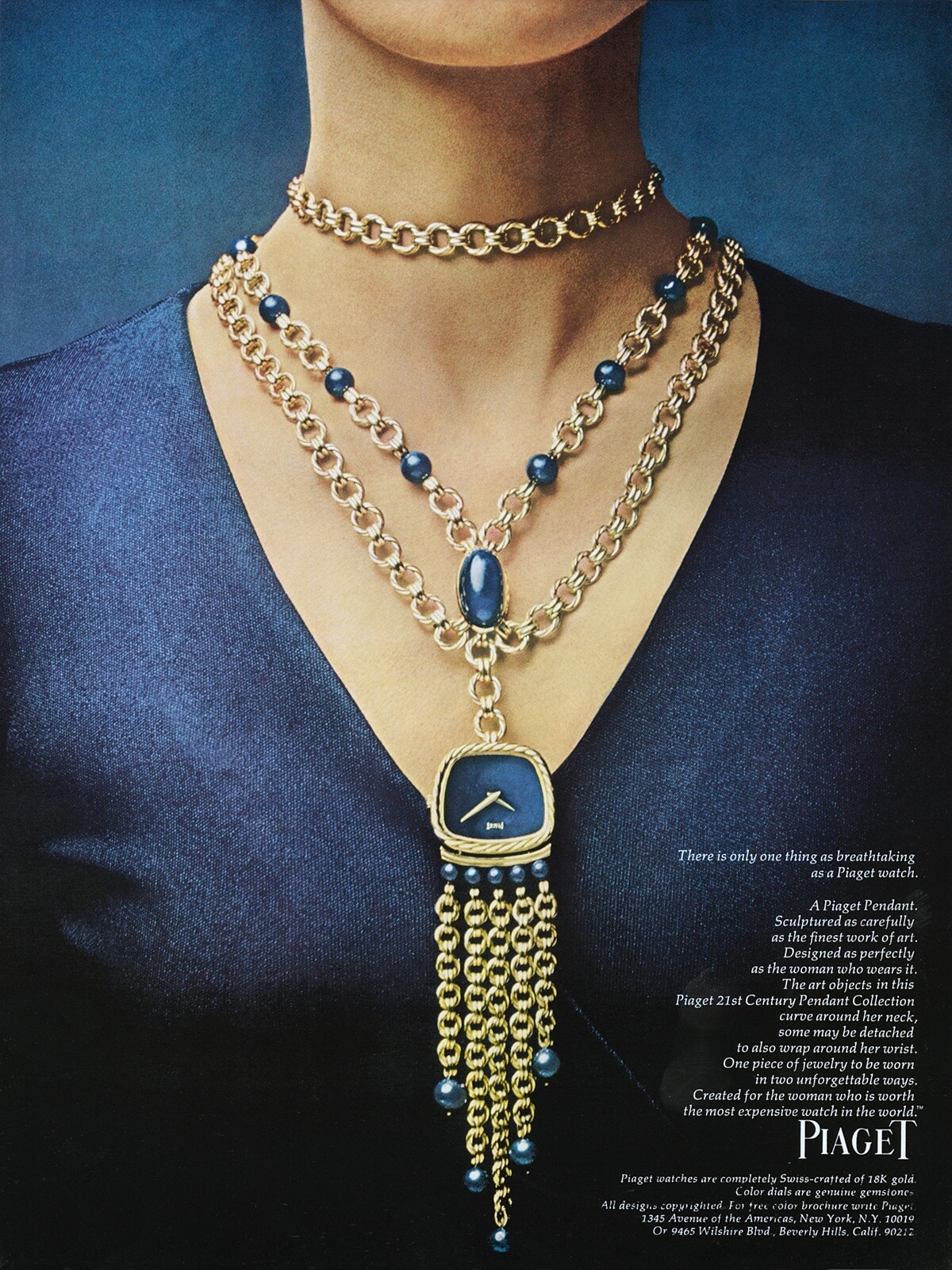 模特兒配戴伯爵於1969年推出的〈21st Century Collection〉中的Swing Sautoir Watch