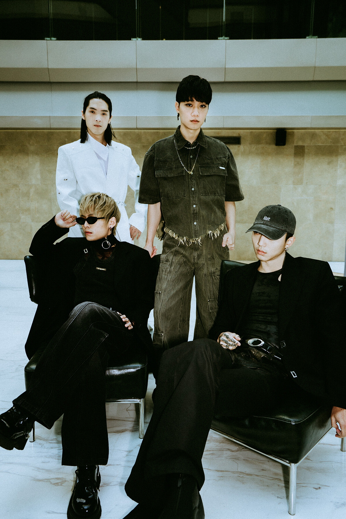 傻子與白痴_主唱蔡維澤、吉他手鄭光良、貝斯手李沂邦、鼓手徐維均